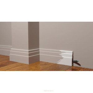 Напольный плинтус Decor Dizayn DD704