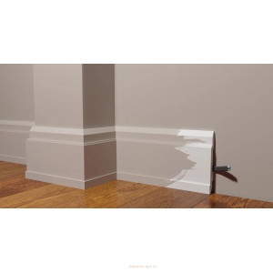 Напольный плинтус Decor Dizayn DD702